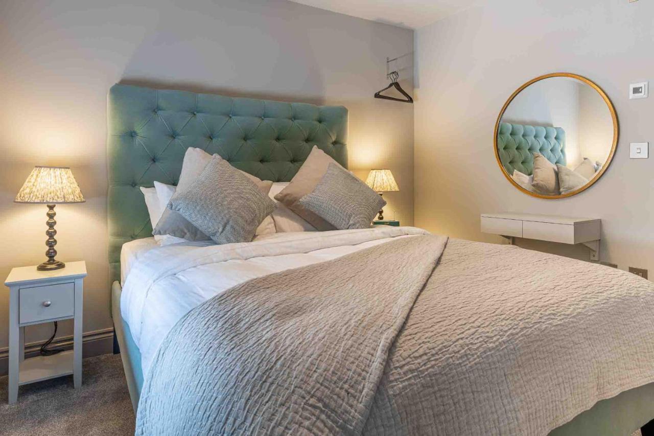 Stylish Modern 1 Bedroom, City Centre Bath Eksteriør bilde